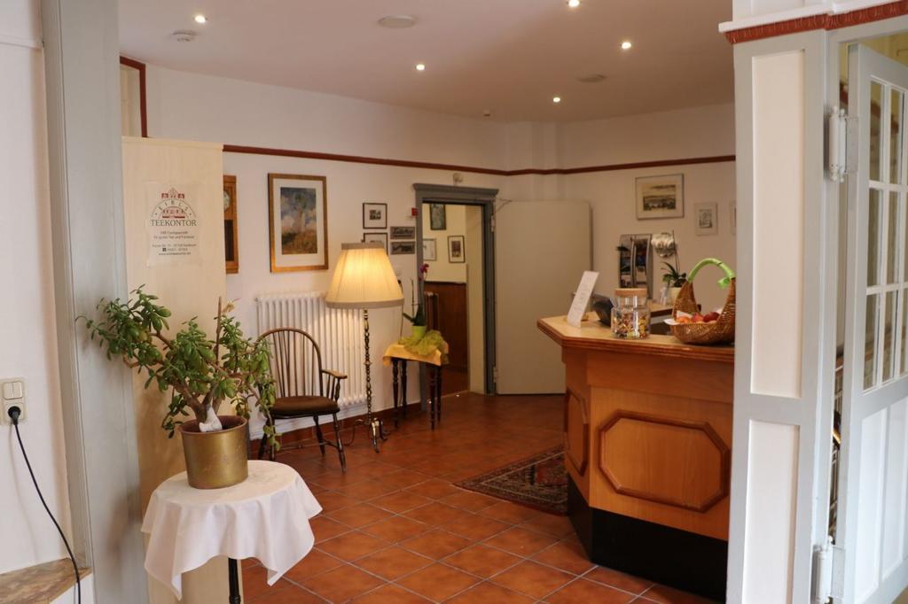 Gastehaus Deutsches Haus Hotell Northeim Exteriör bild