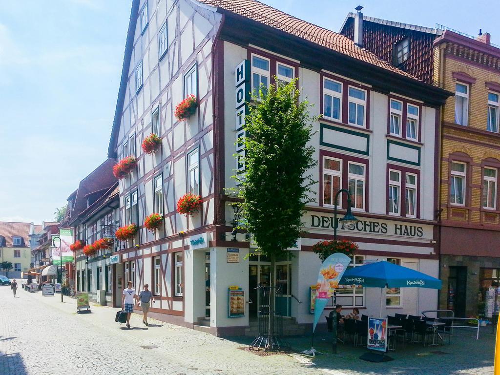 Gastehaus Deutsches Haus Hotell Northeim Exteriör bild